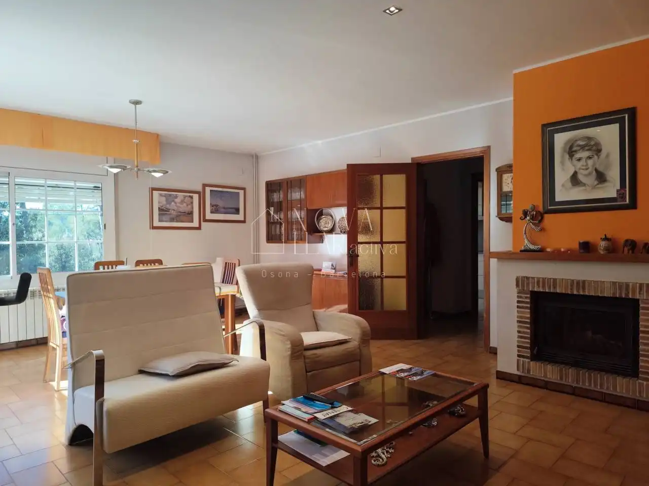 Sala d'estar de Casa o xalet en venda en L'Ametlla del Vallès amb Calefacció, Jardí privat i Terrassa