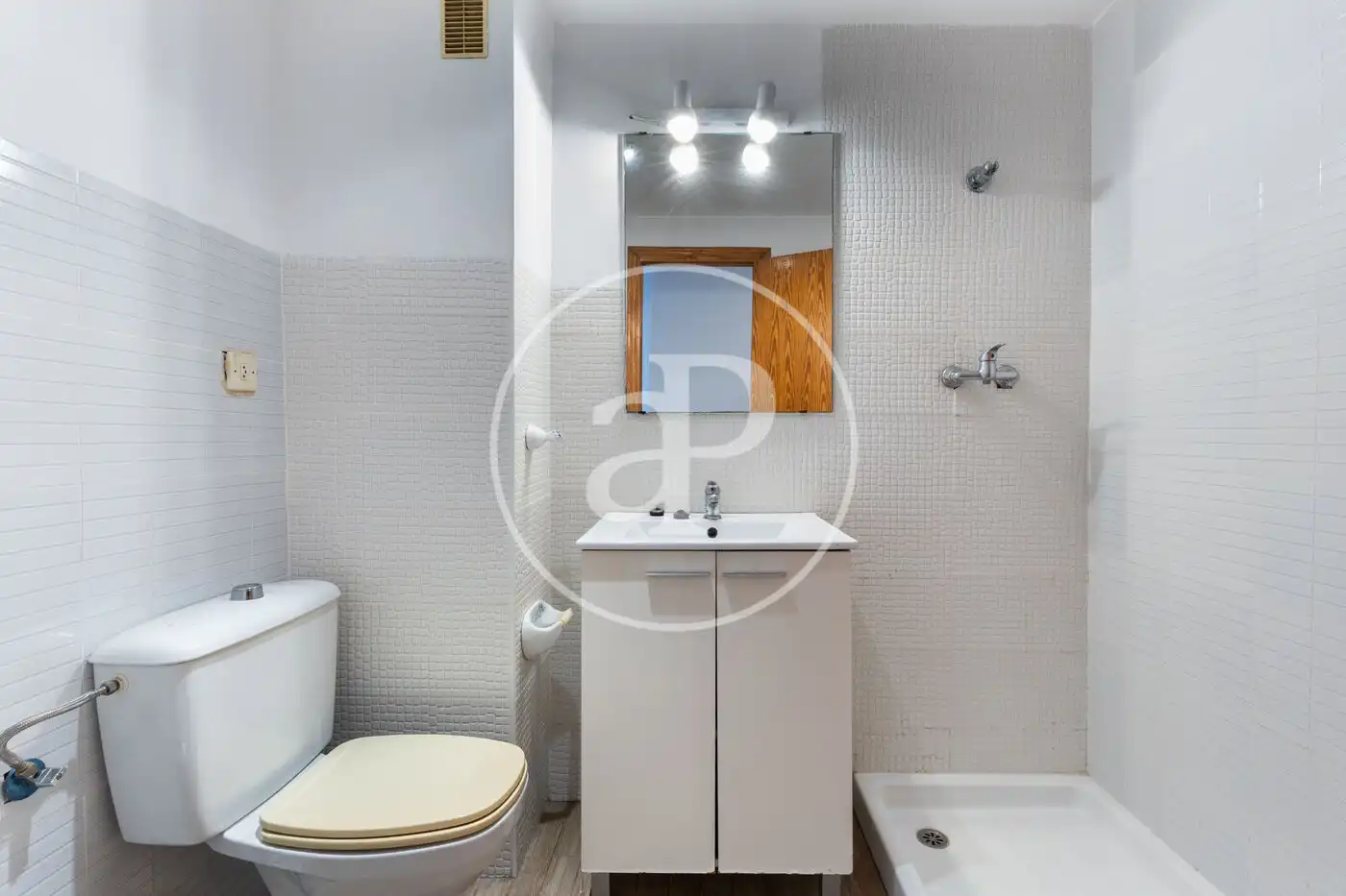 Bathroom of Flat for sale in Alboraya  with Air Conditioner, Heating and Terrace