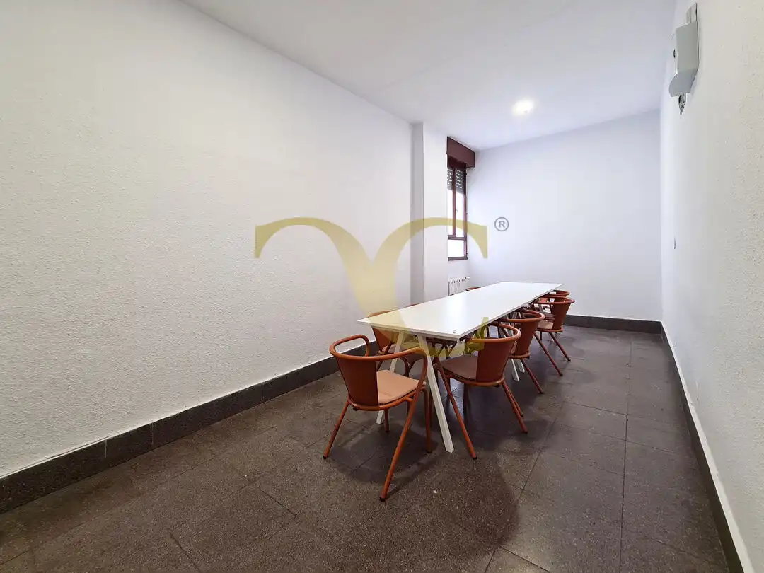 Wohnung zur Miete in Oviedo  mit Heizung, Terrasse und Möbliert
