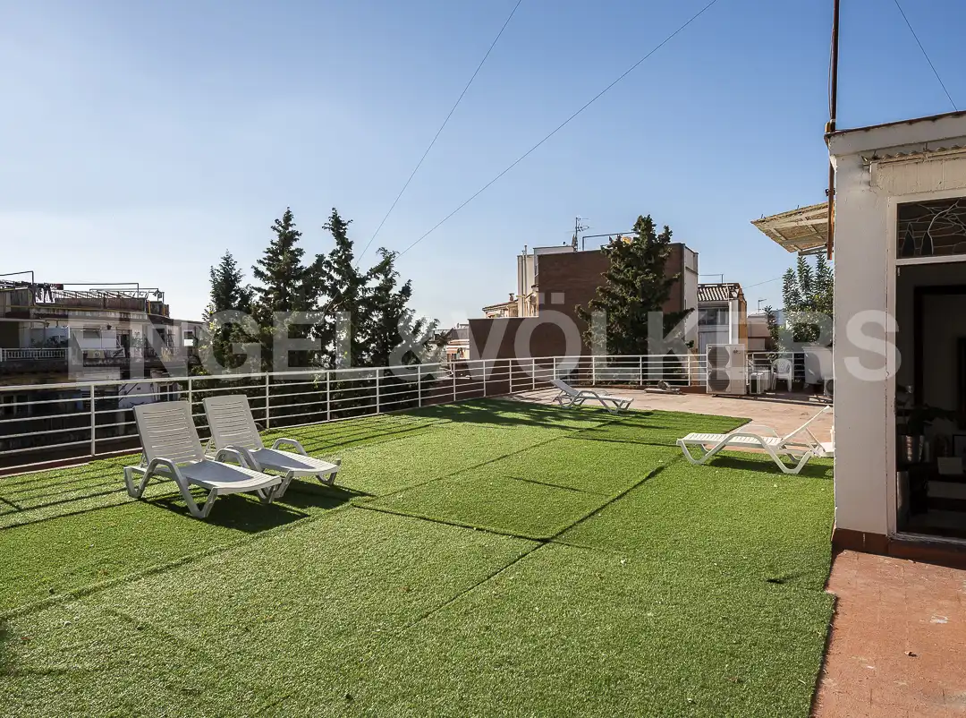 Terrassa de Casa o xalet en venda en Barcelona amb Calefacció, Jardí privat i Terrassa