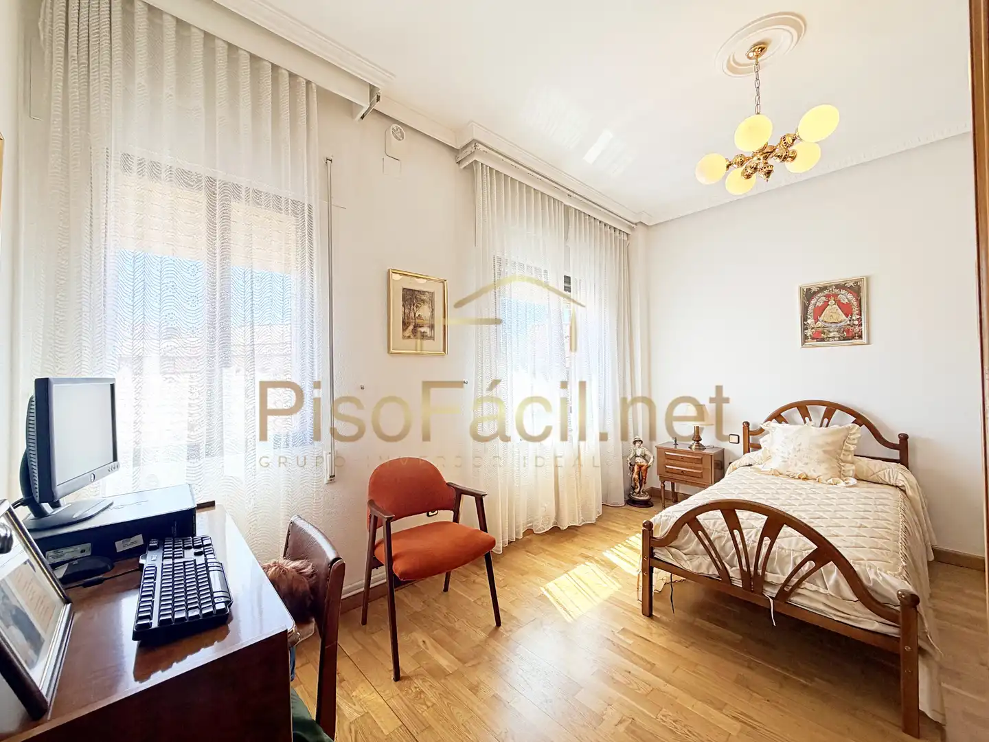 Habitación de Casa o chalet en venta en Illescas con Aire acondicionado, Calefacción y Jardín privado