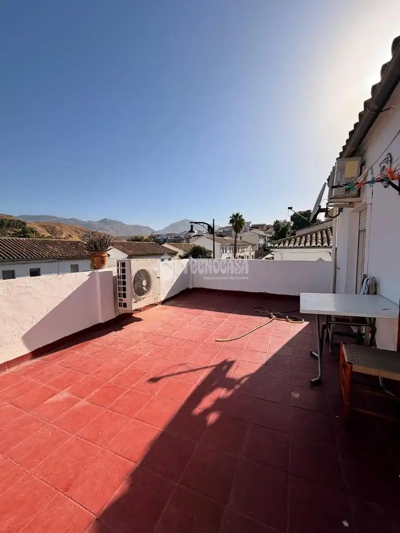 Vista exterior de Casa adosada en venta en Antequera