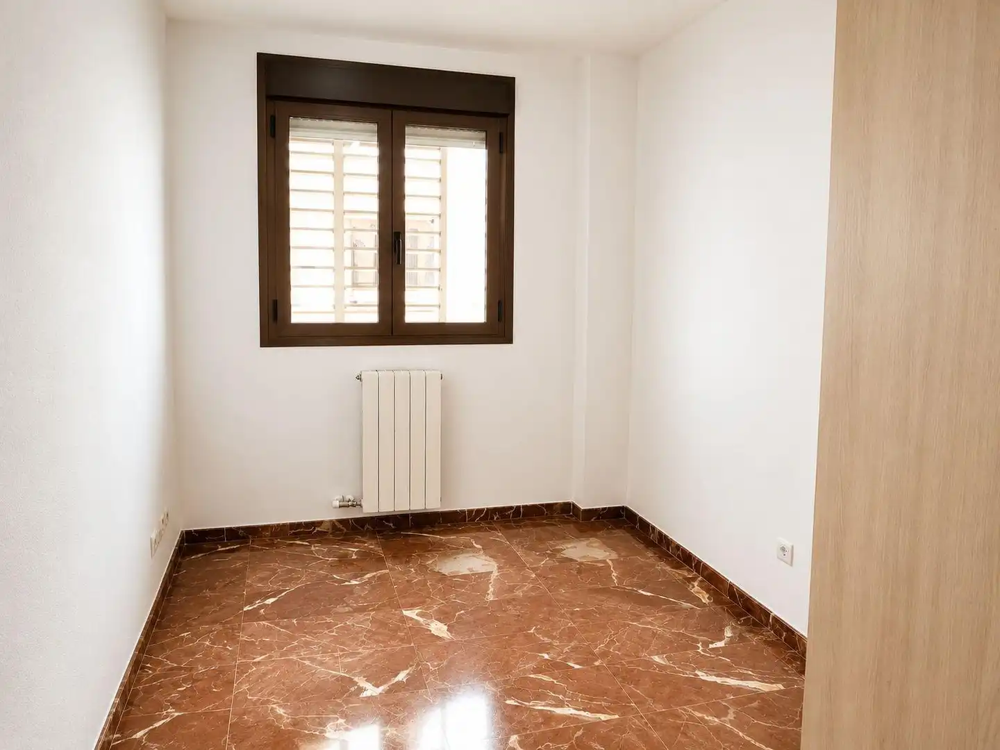 Dormitori de Pis en venda en Zaragoza amb Aire condicionat, Calefacció i Balcó