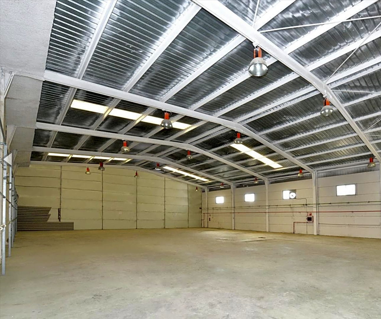 Nau industrial en venda en El Álamo amb Calefacció i Alarma