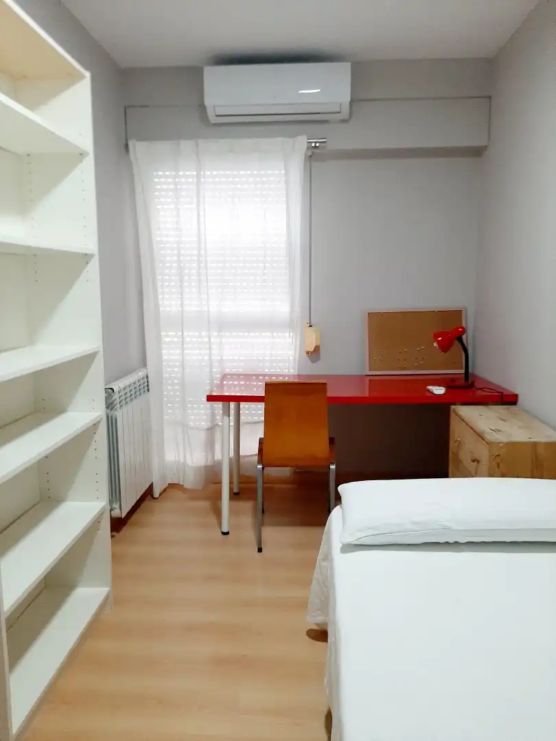 Appartamento con ascensore in affitto a Calle de Tomás Zumalacárregui, imagen 21