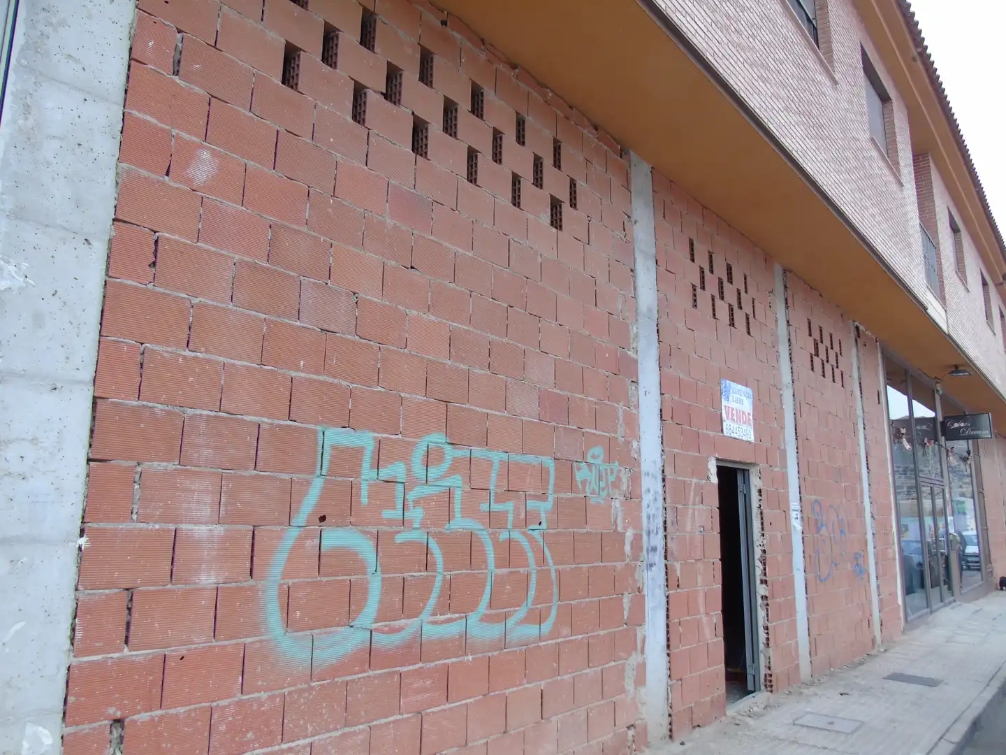 Gewerbefläche zum Verkauf in Calle Comendador Frey Luis de Paz 51