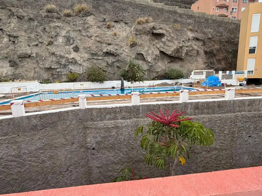 Piscina de Piso de alquiler en El Rosario con Piscina y Balcón
