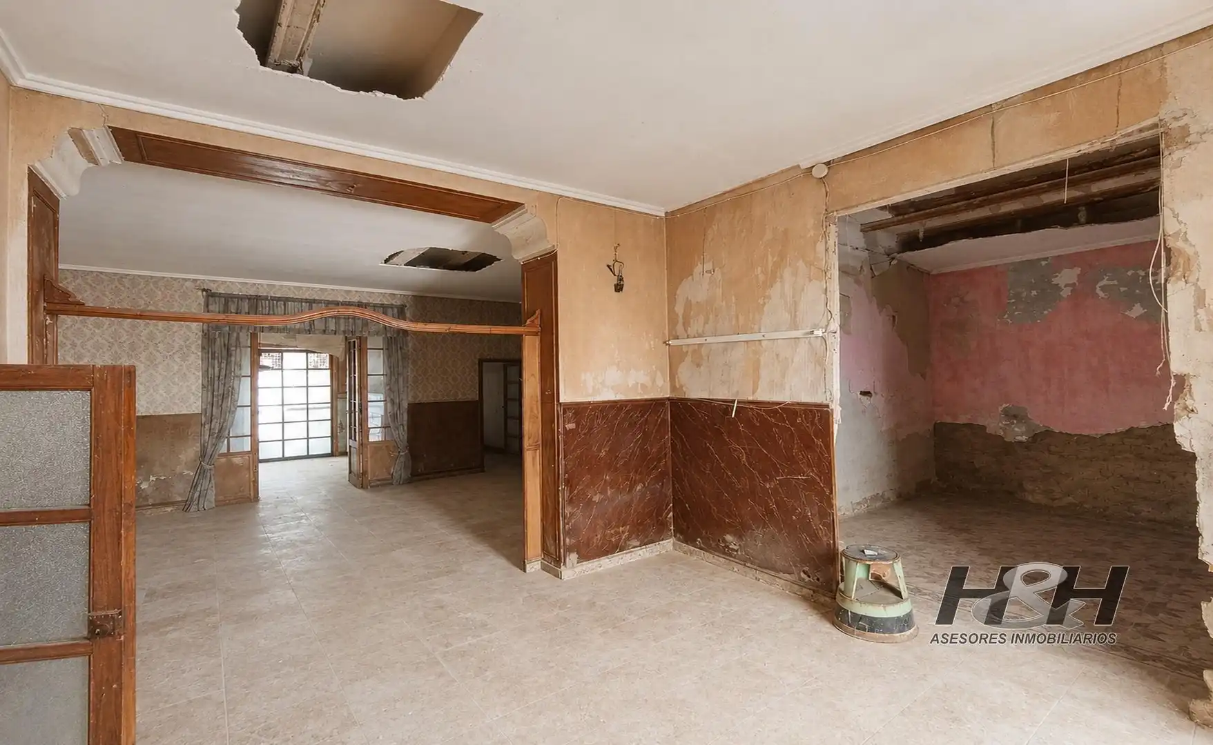 Houses for sale in Burjassot  with Terrace and Balcony
