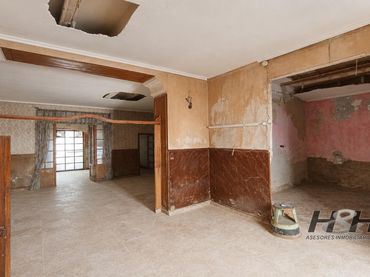 Maison avec balcon à vendre à El Castell