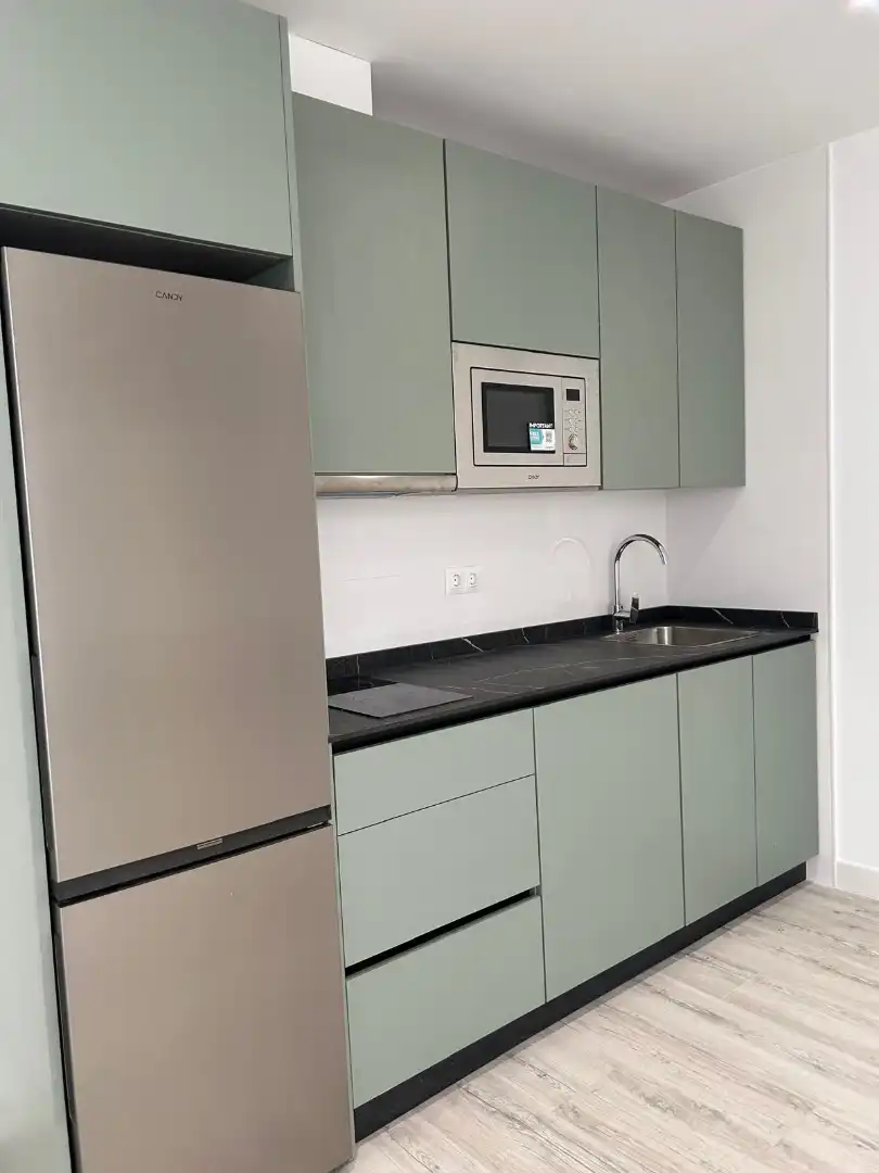 Cuina de Pis en venda en Málaga amb Aire condicionat i Terrassa