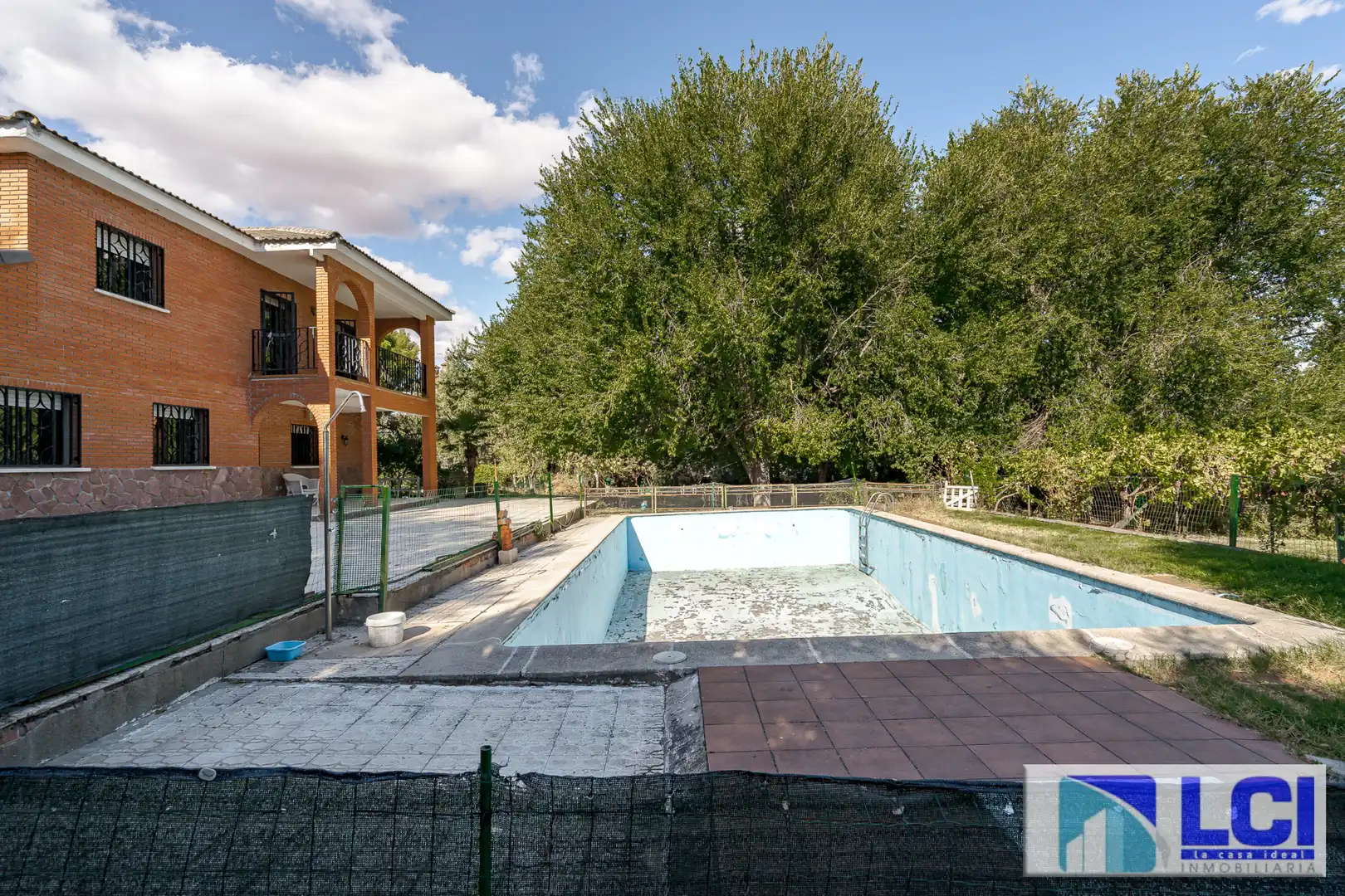 Piscina de Casa o chalet en venta en Villalbilla con Calefacción, Jardín privado y Terraza