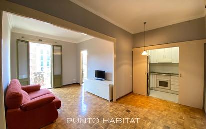 Living room of Flat for sale in  Barcelona Capital  with Air Conditioner and Balcony