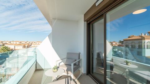 APARTAMENTO DE 2 DORMITORIOS, 2 BAÑOS, GARAJE Y PISCINA EN PLAYA FLAMENCA