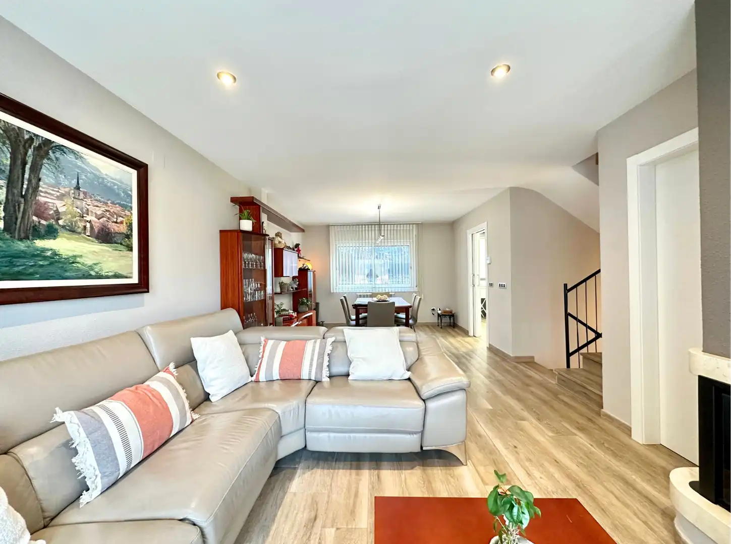 Sala de estar de Casa adosada en venta en Campdevànol con Calefacción, Terraza y Horno