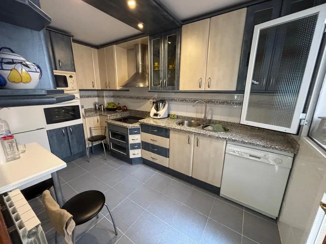 Cocina de Casa o chalet en venta en Cájar con Aire acondicionado y Terraza