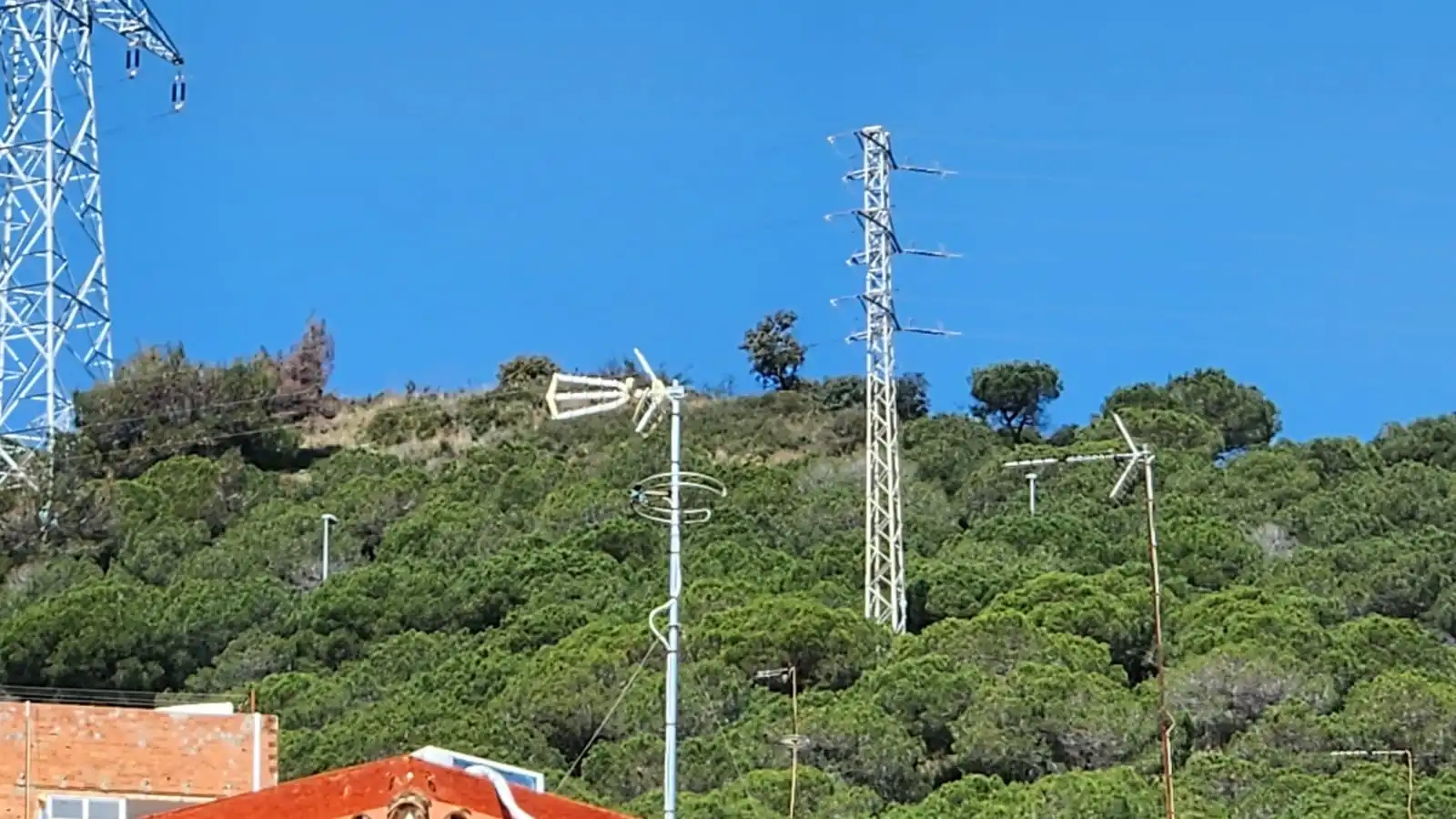 Vista exterior de Pis en venda en Barcelona amb Forn, Balcó i Alarma