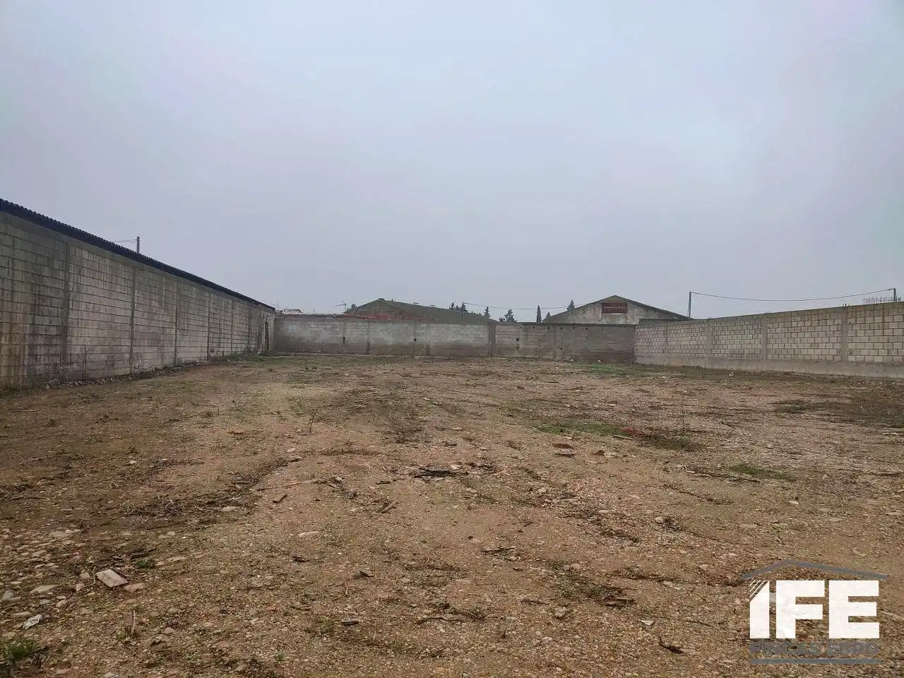 Fabrik Grundstücke zur Miete in Alagón