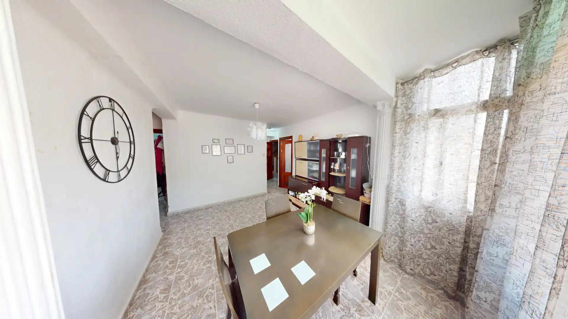 Flat for sale in Calle Leonardo Talens Rivas, imagen 3
