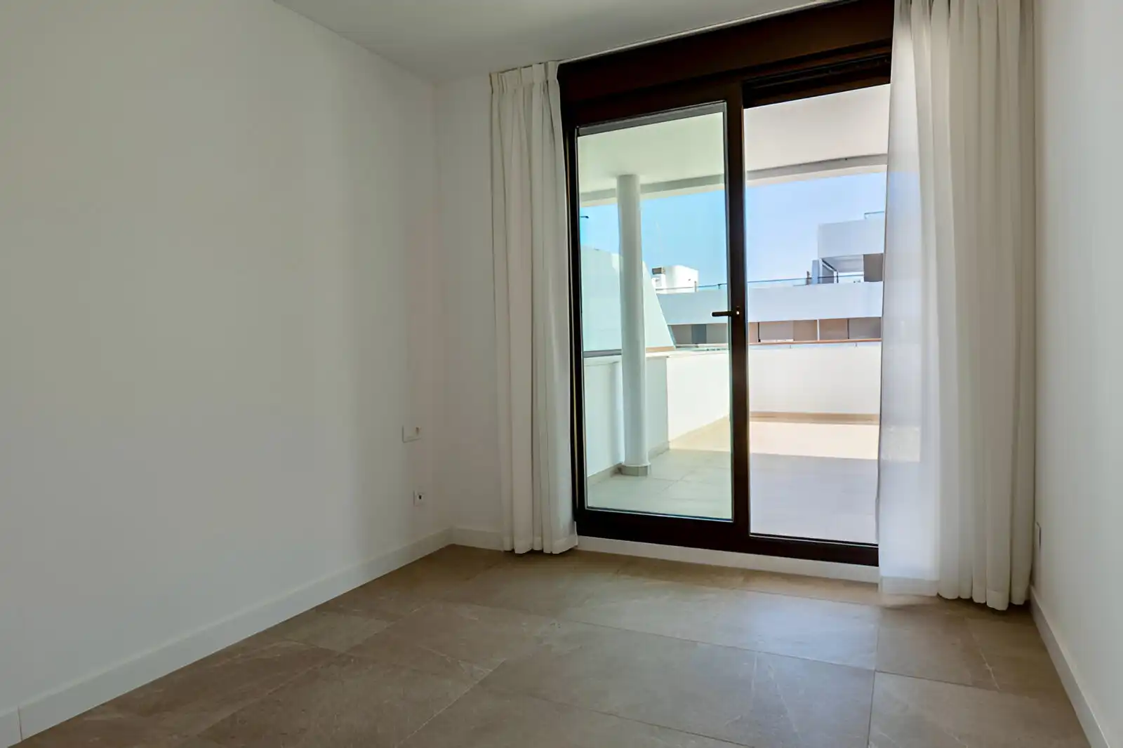 Apartamento con piscina en venta en Estepona Pueblo, imagen 21