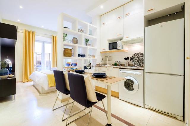 Estudio en Alquiler en Universidad - Malasaña