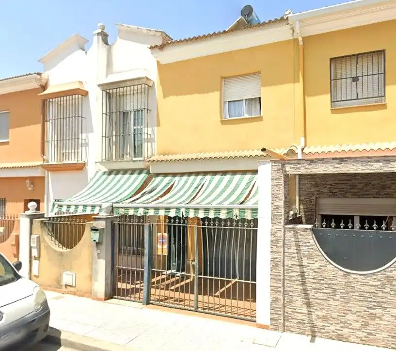 Vista exterior de Casa o chalet en venta en La Rinconada