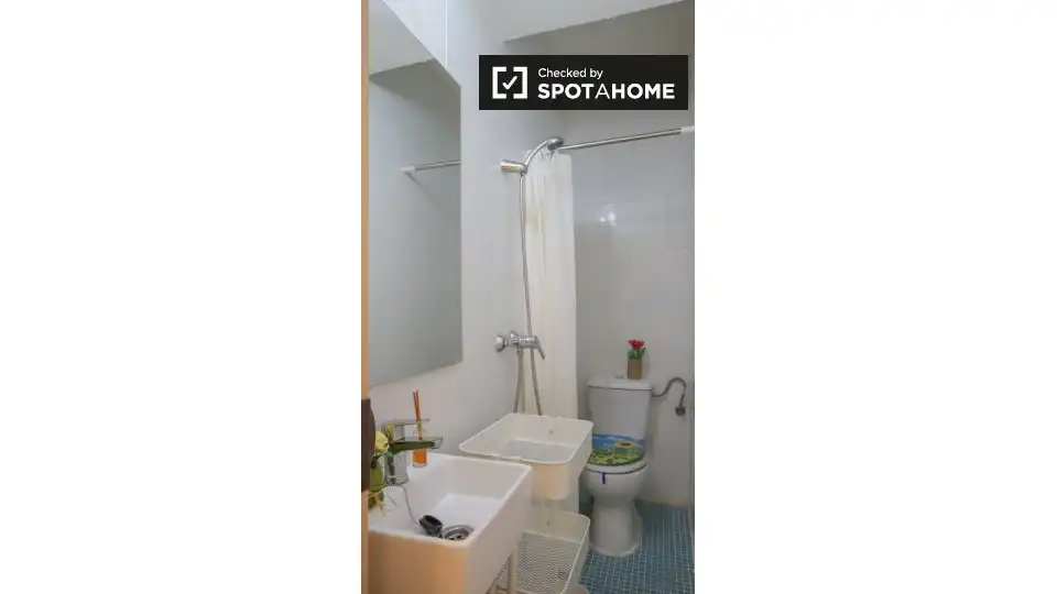 Room in Opañel