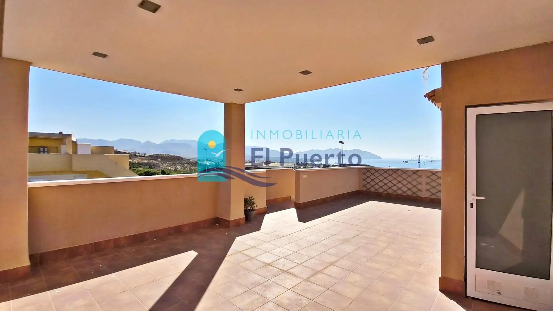 Attic for sale in El Alamillo