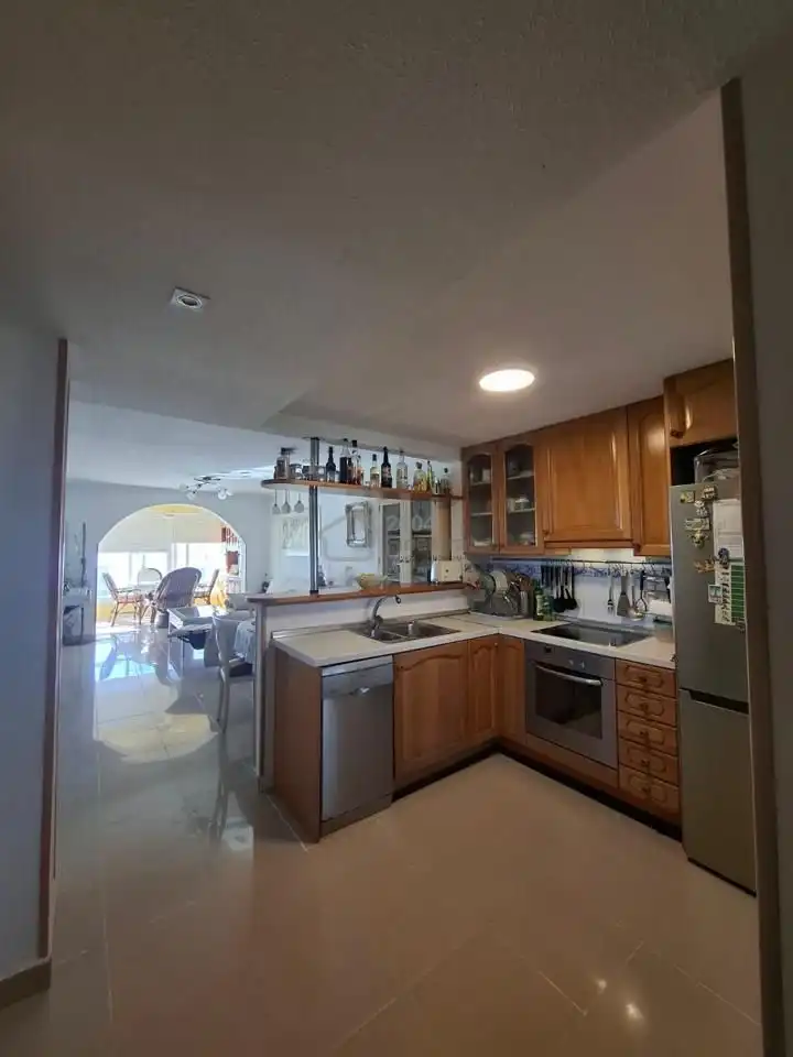 Küche von Wohnung zum Verkauf in Villajoyosa / La Vila Joiosa mit Klimaanlage, Terrasse und Abstellraum