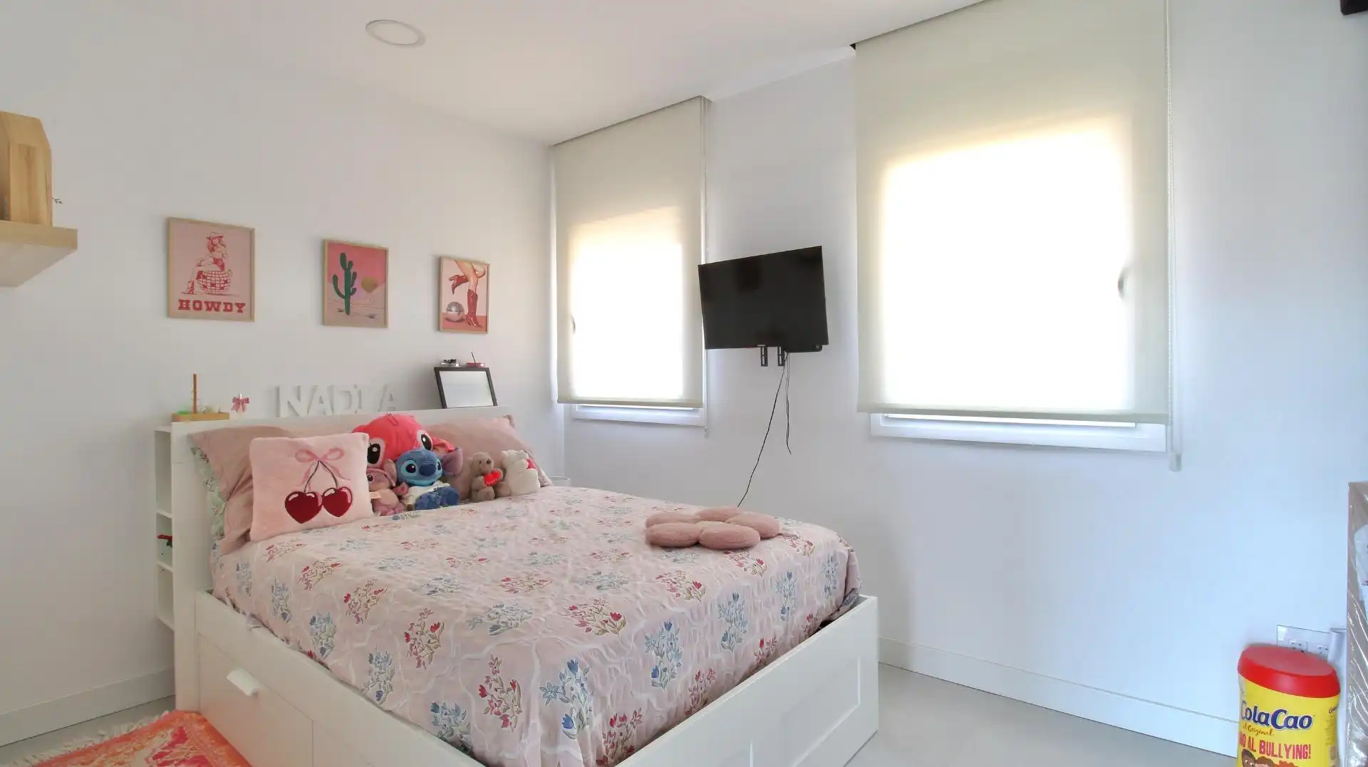 Habitación de Casa adosada en venta en Armilla con Aire acondicionado, Calefacción y Jardín privado