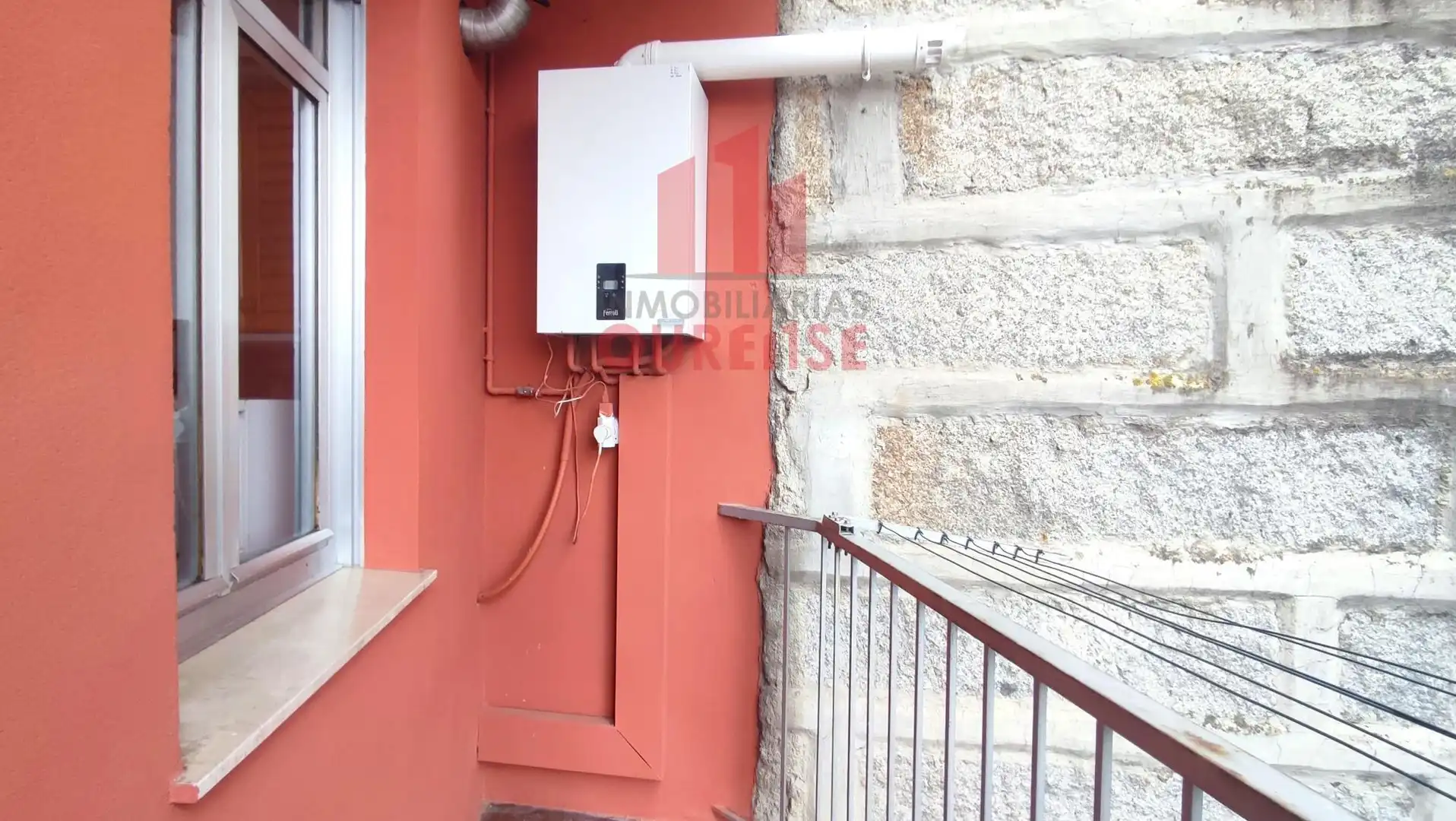 Terraza de Piso de alquiler en Ourense Capital  con Calefacción, Amueblado y Balcón