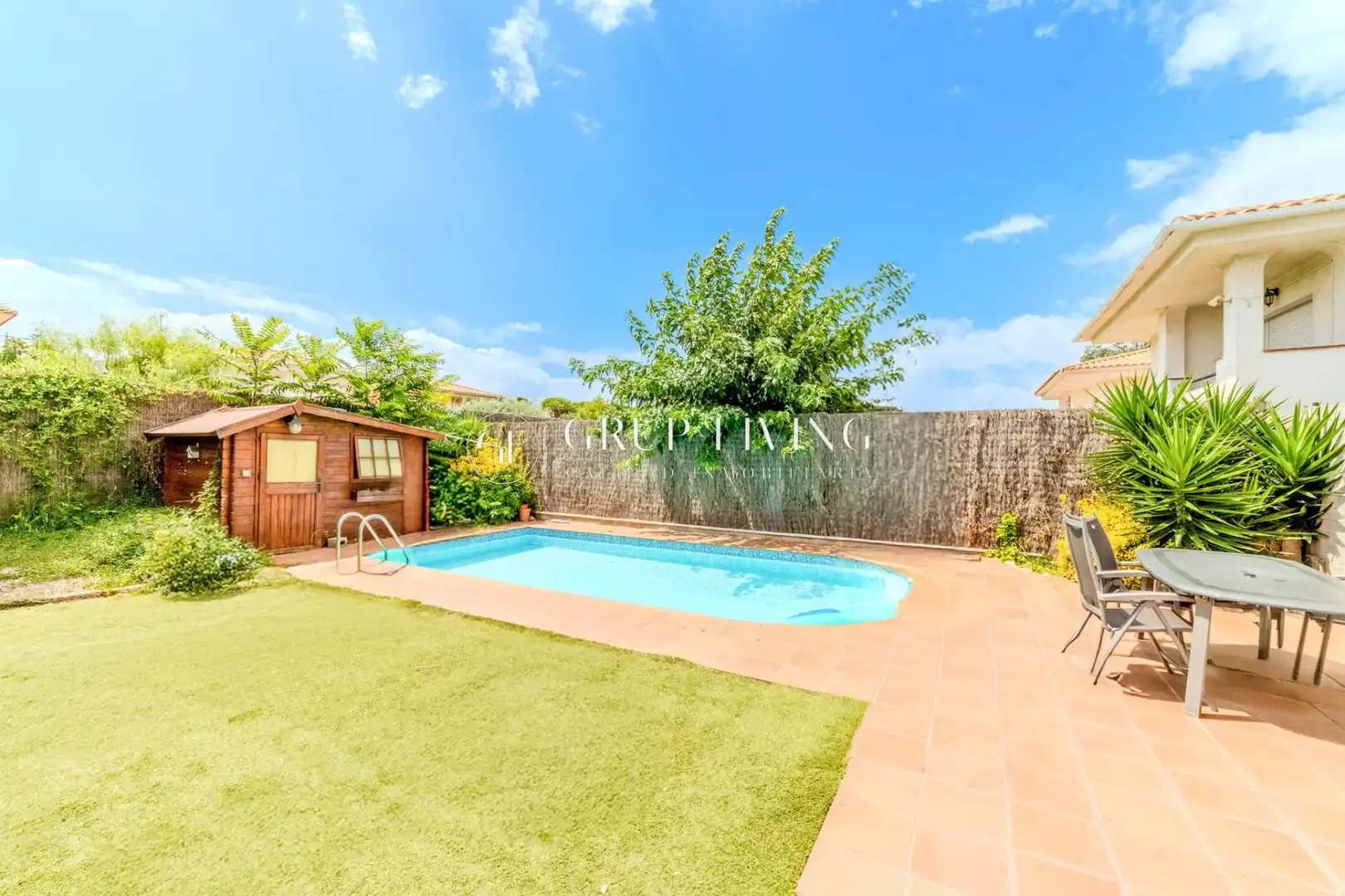 Exterior view of Houses for sale in Sant Pere de Ribes  with Air Conditioner, Heating and Private garden
