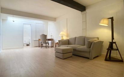 Living room of Flat to rent in  Madrid Capital