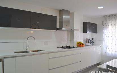 Kitchen of Flat for sale in Alcalá la Real  with Balcony