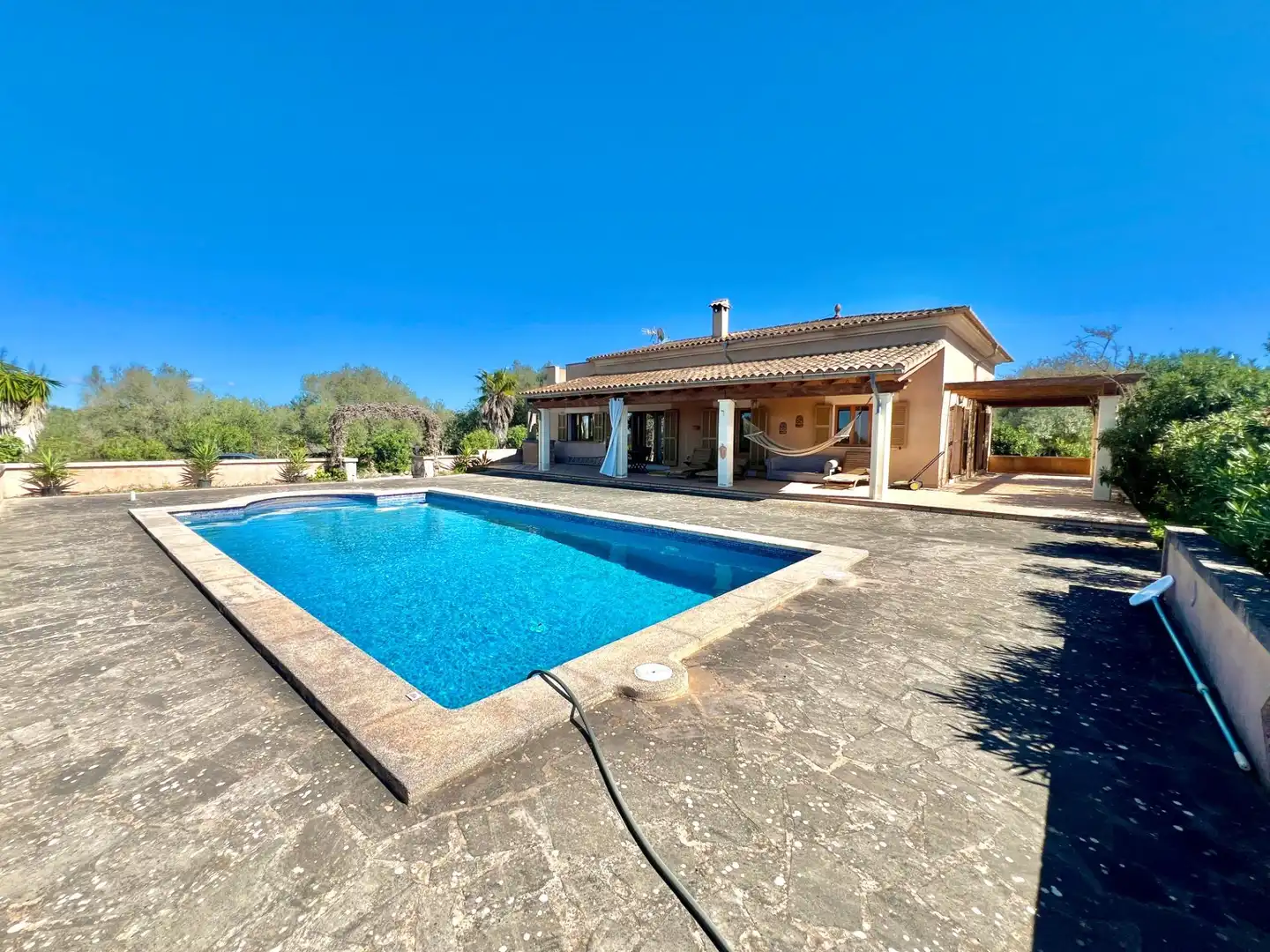 Vista exterior de Finca rústica de alquiler en Campos con Aire acondicionado, Calefacción y Jardín privado