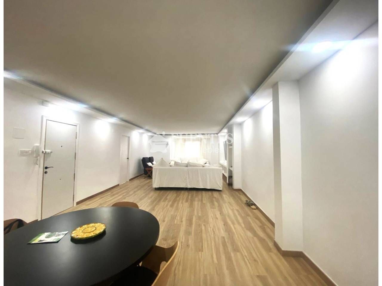 Flat for sale in Barrio del Centro
