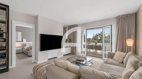 Photo 4 of Flat for sale in Alfonos de Hoenhlohe, Puente Romano, Málaga