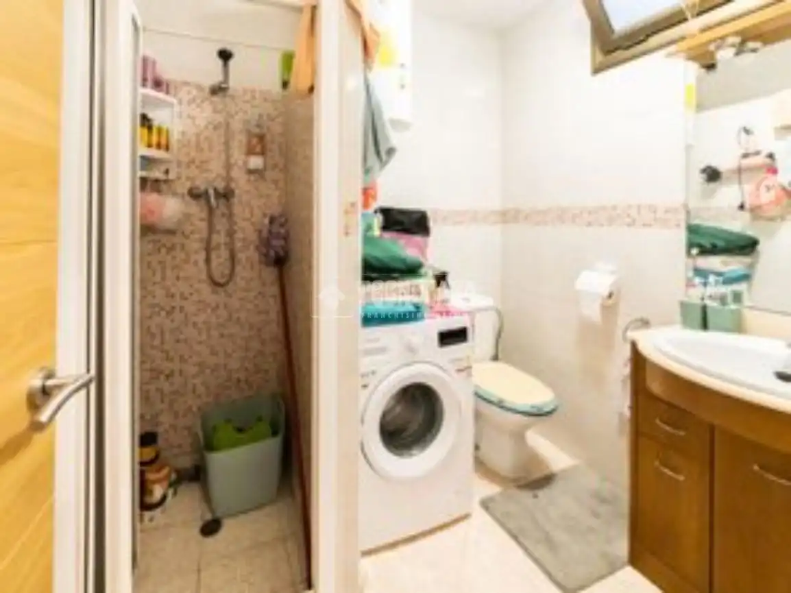 Baño de Edificio en venta en L'Arboç