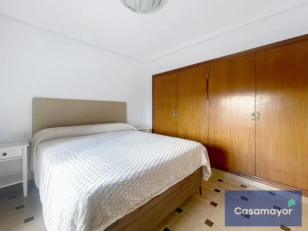 Habitación de Piso de alquiler en Alicante / Alacant con Aire acondicionado, Calefacción y Balcón