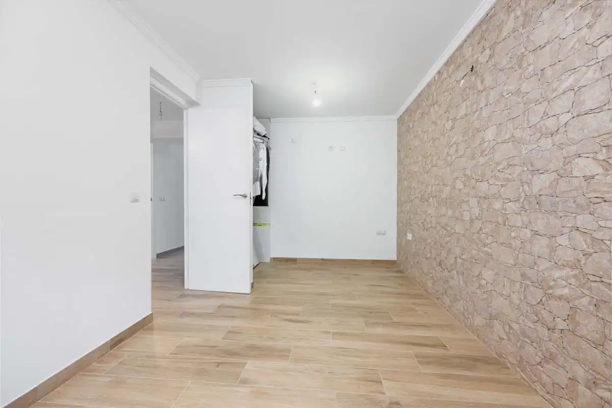 Planta baja en venta en Sevilla con Calefacción