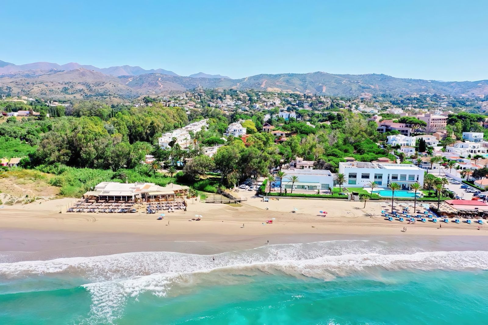 Vista exterior de Apartament en venda en Marbella amb Aire condicionat i Terrassa