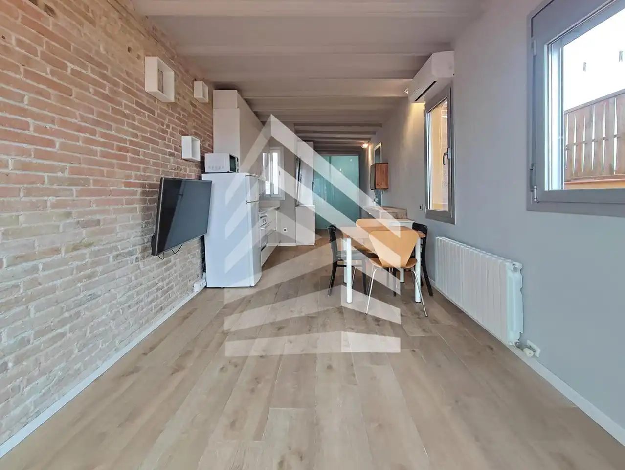 Estudio de alquiler en Daoiz I Velarde, Sants