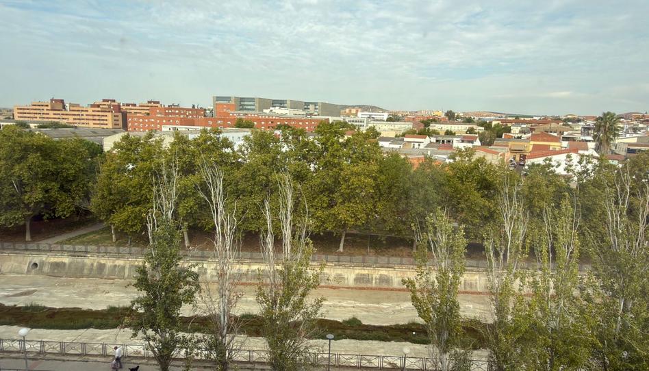 Foto 1 de Piso en venta en Juan Carlos I, Este, Badajoz