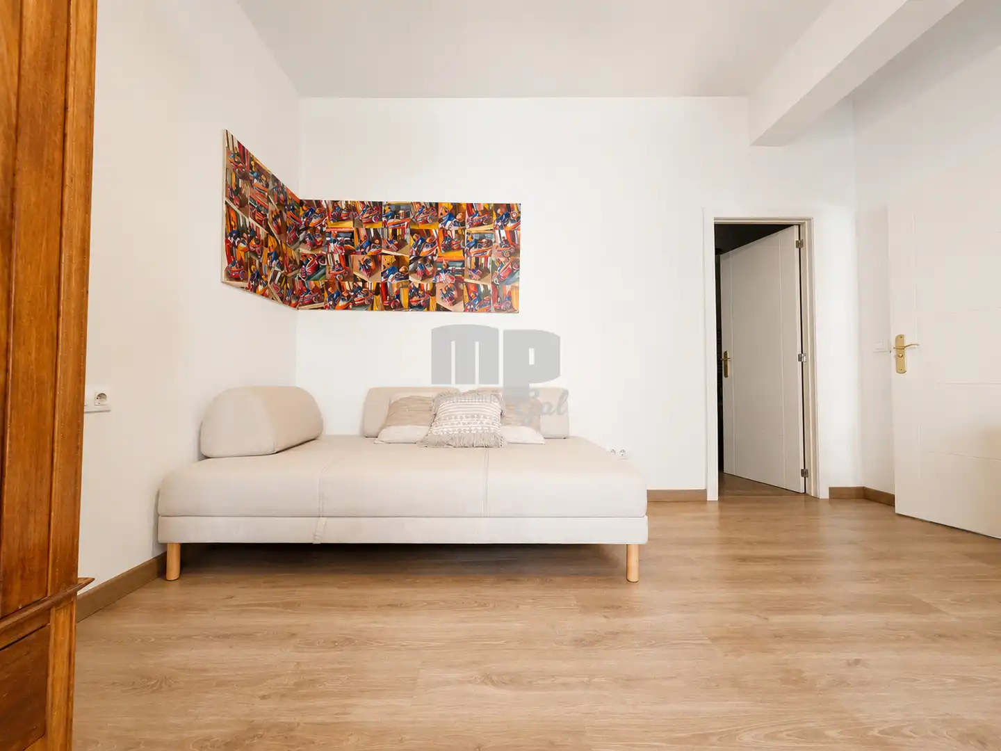 Habitación de Piso en venta en Vigo  con Calefacción, Terraza y Trastero