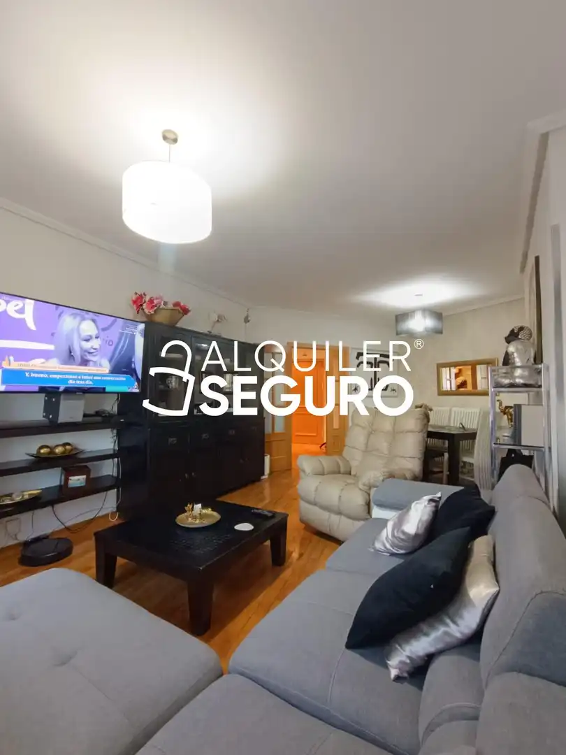 Piso con ascensor en alquiler en del Universo, imagen 4