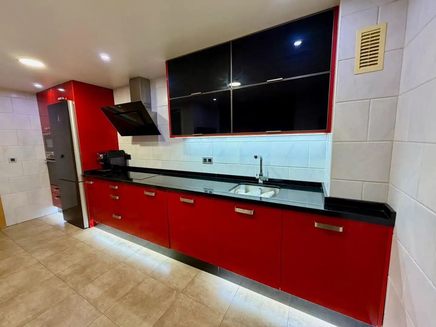 Cocina de Piso en venta en Murcia con Aire acondicionado, Jardín privado y Terraza