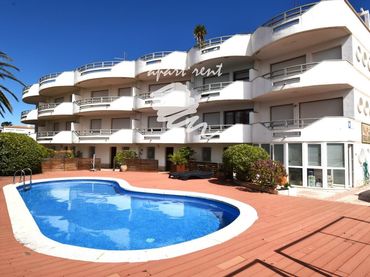 Haus mit Balkon zum Verkauf in Salins