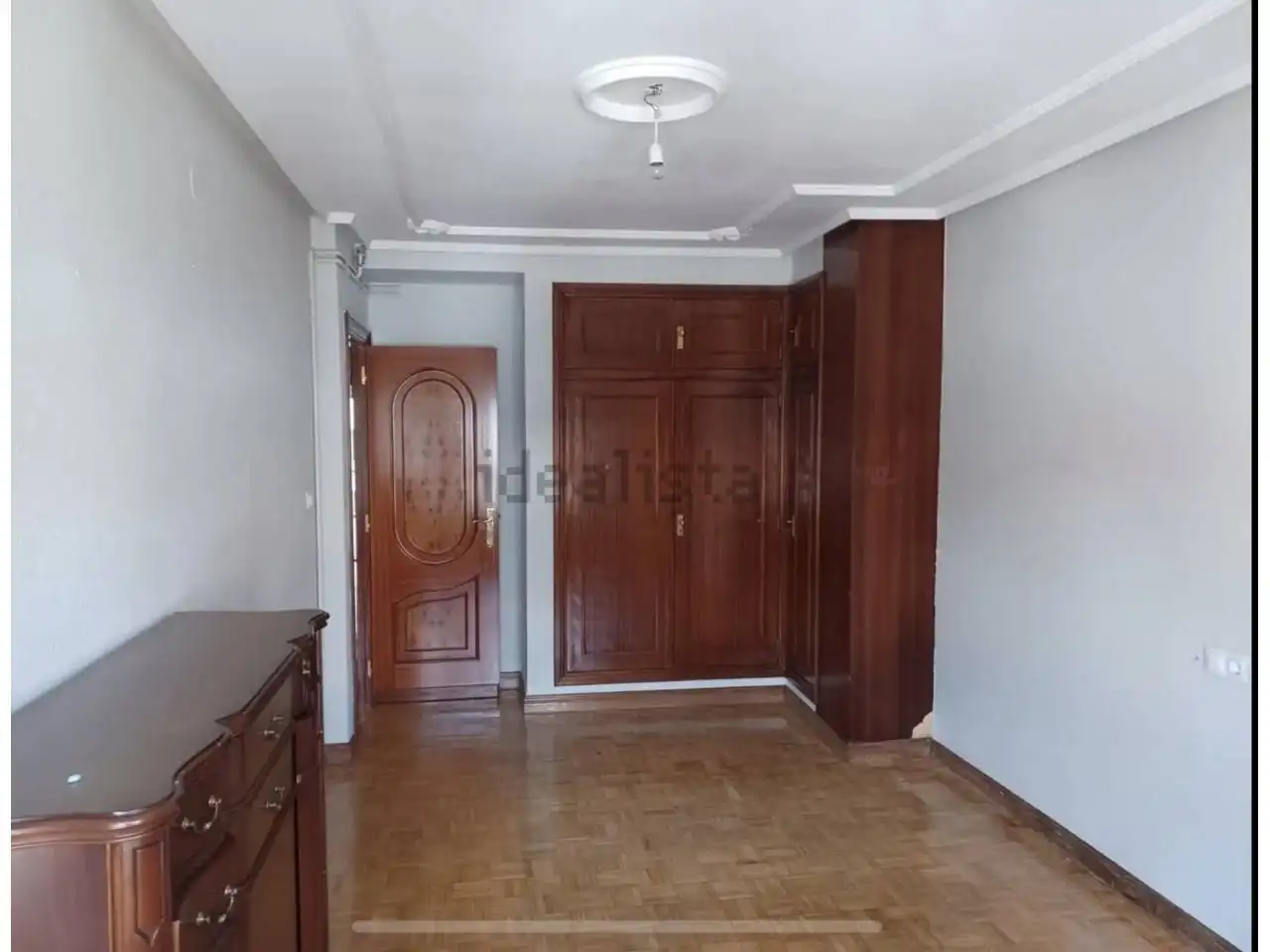 Bedroom of Flat for rent in Gijón   with Terrace and Storage room