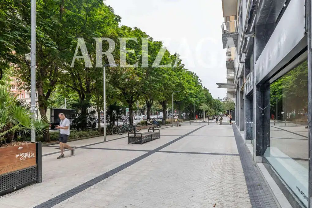 Geschaftsraum zur Miete in Antso Jakituna Hiribidea, 20, Amara