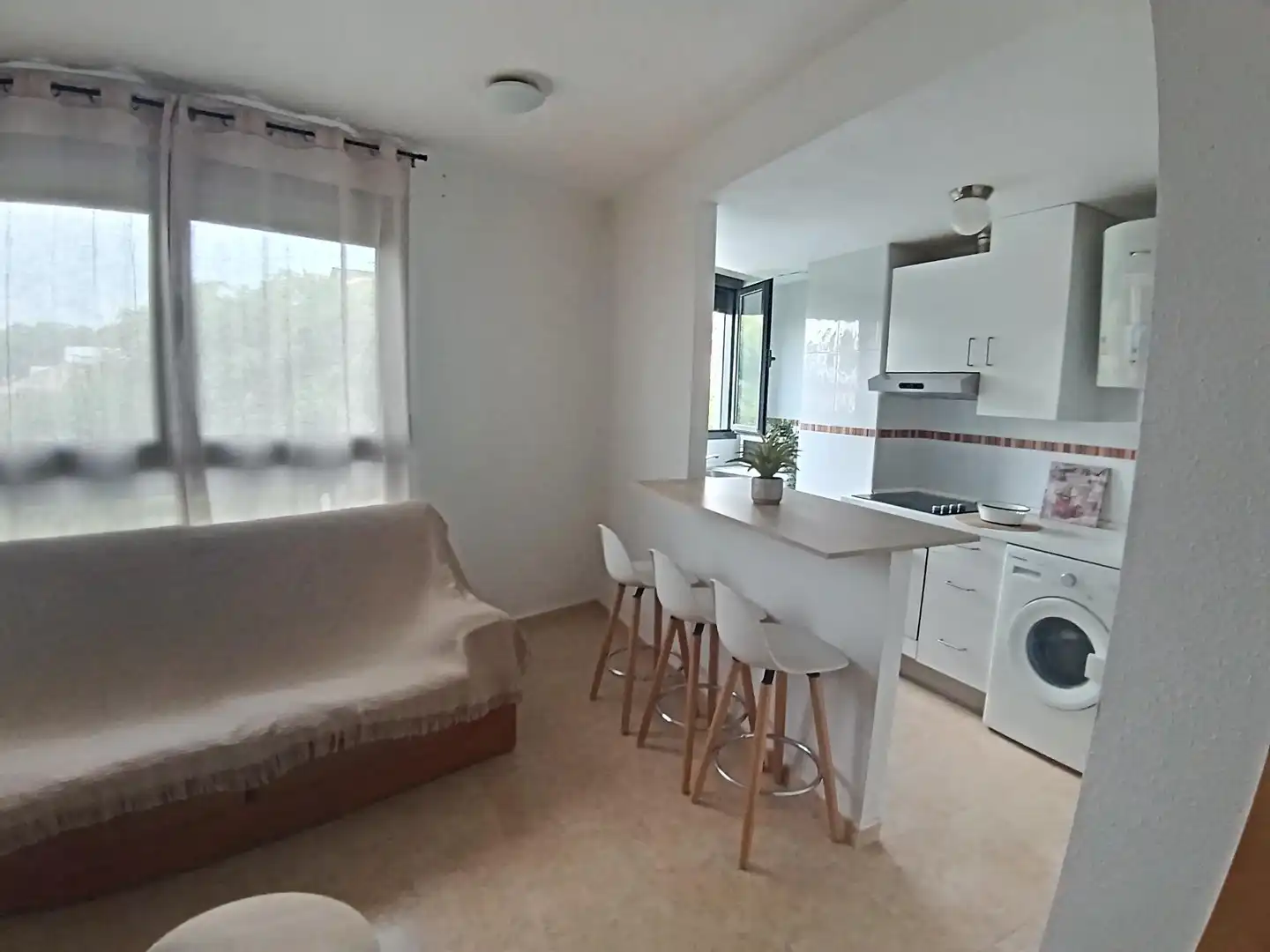 Pis de lloguer a Avenida JERONIMOS, Guadalupe