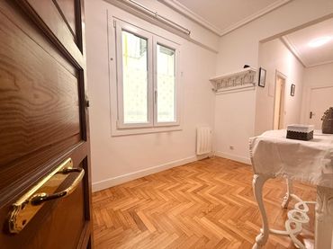 Piso con ascensor en venta en Gros